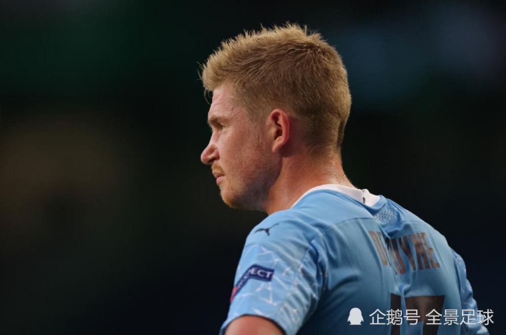 约基奇生涯3次100%命中率砍25+，历史上仅张伯伦更多